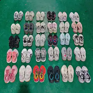 أحذية ASICS للسيدات مستعملة